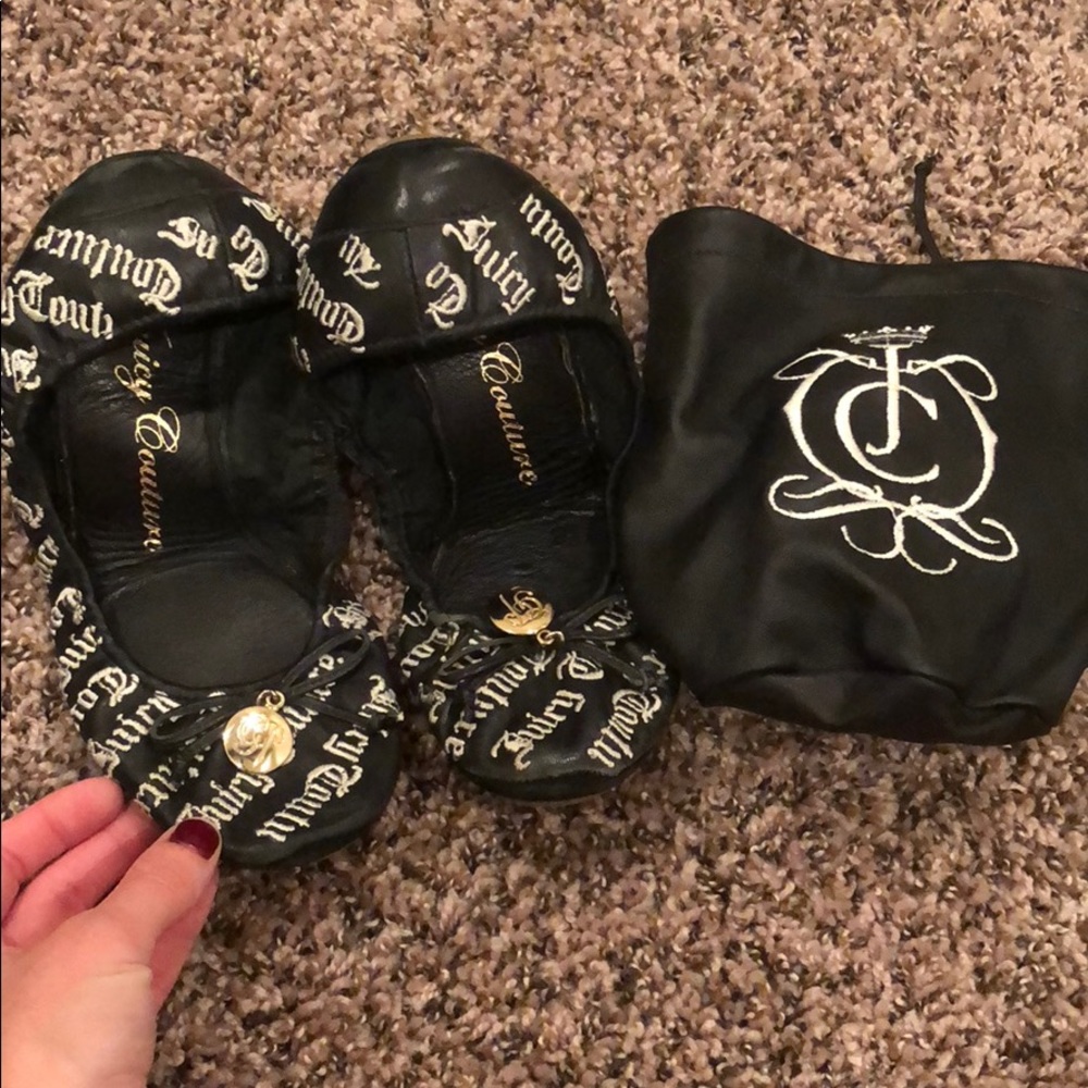 Juicy Couture ballerina flats